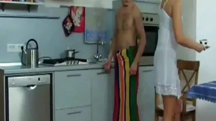 Turnuva kızıl azeri anal porno indir saçlı