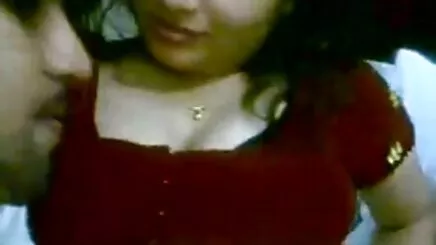 Bronzlaşmış ve seksi hatun şanslı bir azeri porno indir 3gp adam ile sahada 69 yapar ve sonra analiz eder