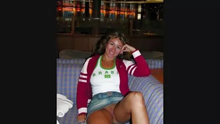 Oda: azeri lezbiyen porno # 4 şimdi büyük bir kızım 3