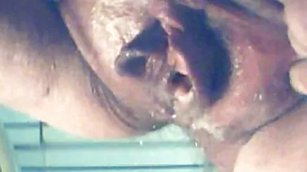 Yatakta güzel bir azeri sex izle raf ile seks