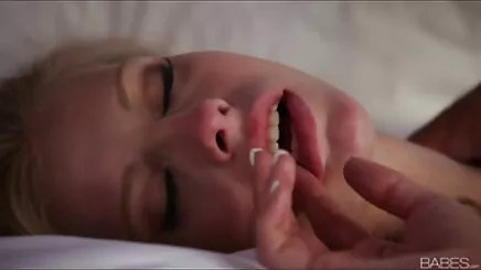 İflas Eden azeri pulsuz porno indir Kızlarla Mücadele